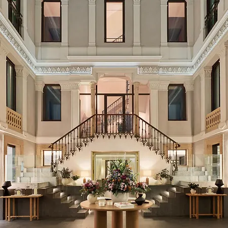 H10 Urquinaona Plaza (adults Only) 4* Barcellona