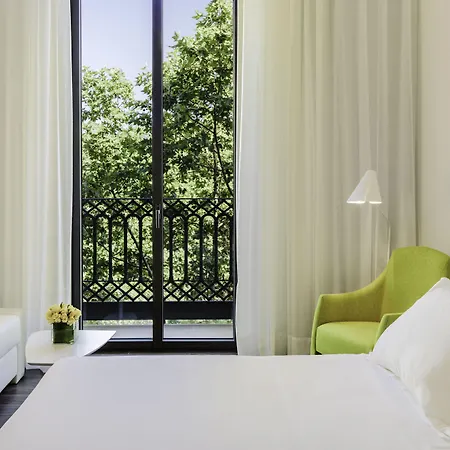H10 Urquinaona Plaza (adults Only) 4* Barcellona