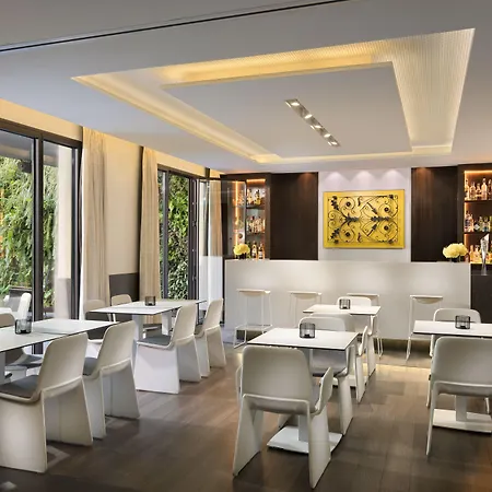 Hotel H10 Urquinaona Plaza (adults Only)