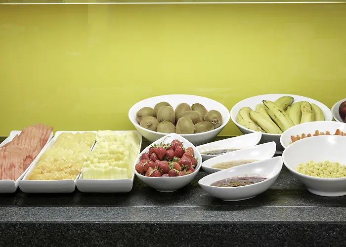 H10 Urquinaona Plaza (adults Only) Отель Барселона