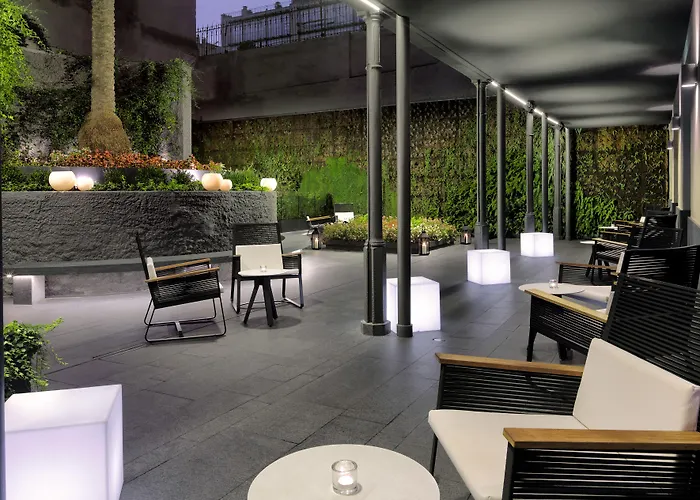 H10 Urquinaona Plaza (adults Only)