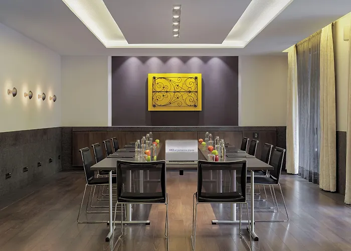 Отель H10 Urquinaona Plaza (adults Only) 4*